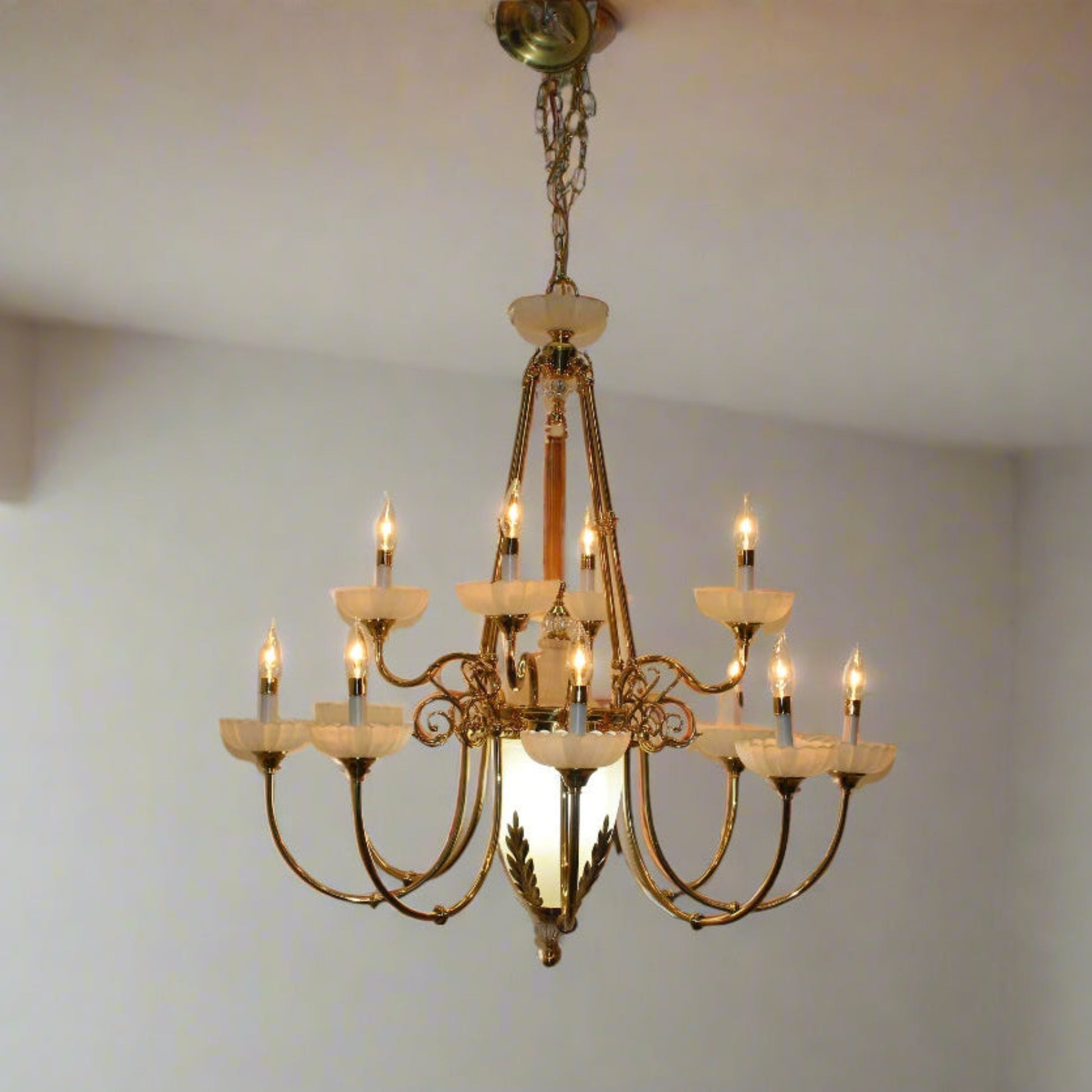 Georigan-Style Polished Brass 12-Arm Chandelier