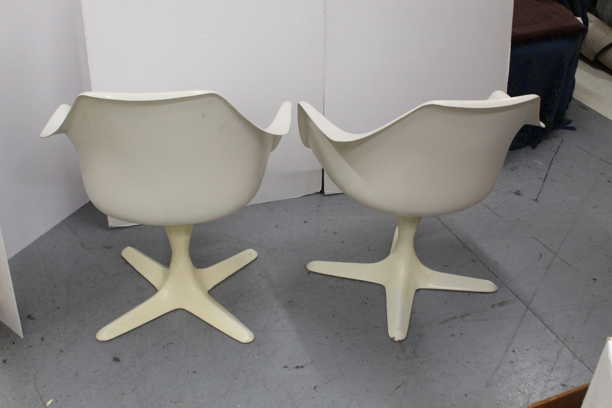 1950s Burke Tulip Chairs | Set of 2