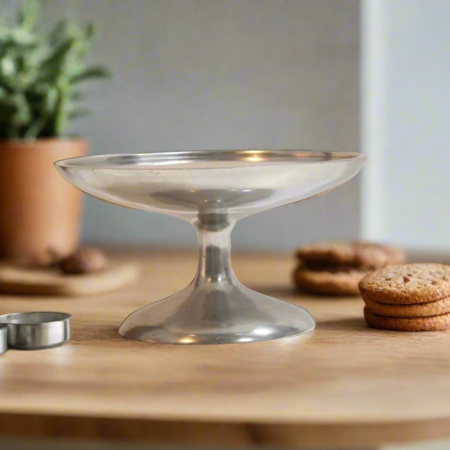 Aluminum Pedestal Cake Stand