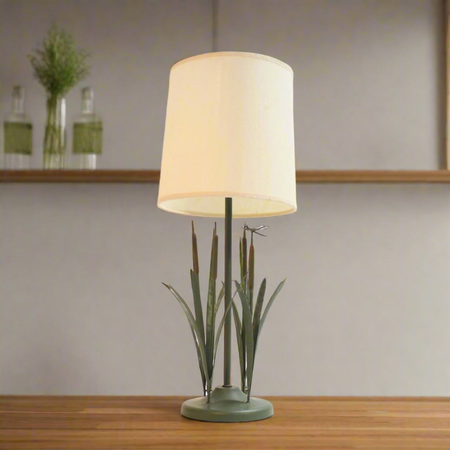 Dragonfly Cattail Table Lamp