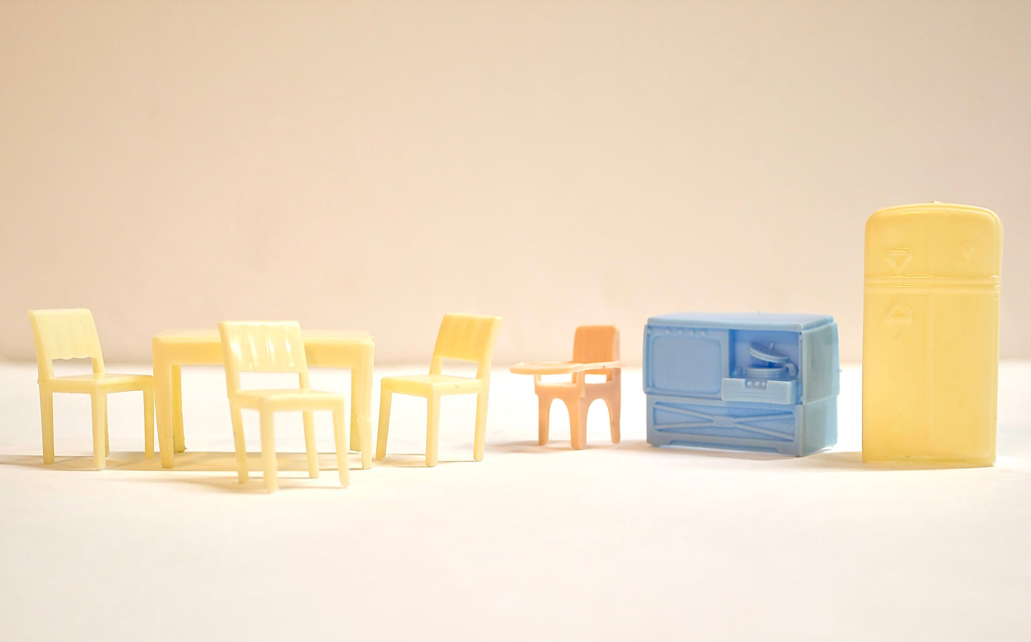 Vintage 1960s Marx Superior Dollhouse Furniture