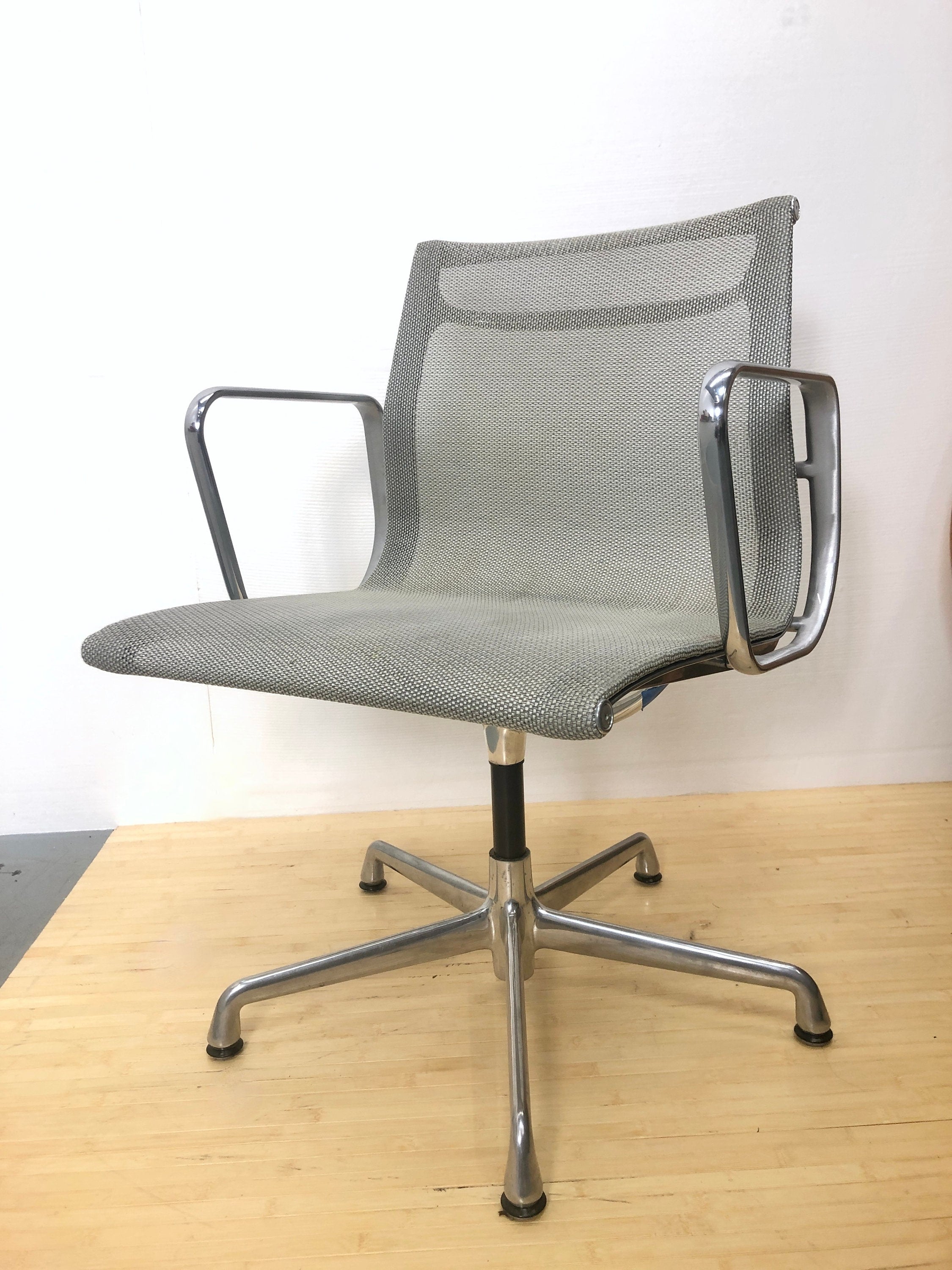 Aluminum discount desk chair